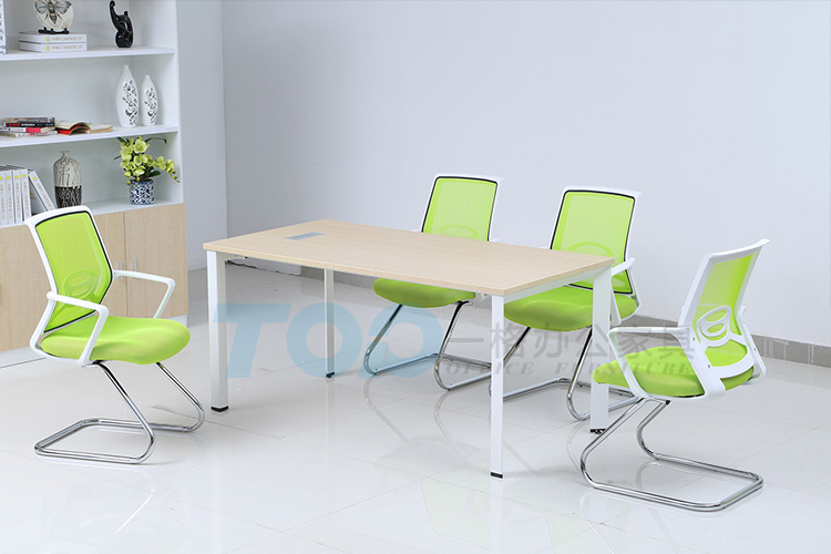 <a href='/hyzxl.htm' class='keys' title='點擊查看關于會議桌的相關信息' target='_blank'>會議桌</a>,屏風辦公桌